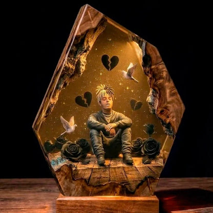Axel Resin Lamps